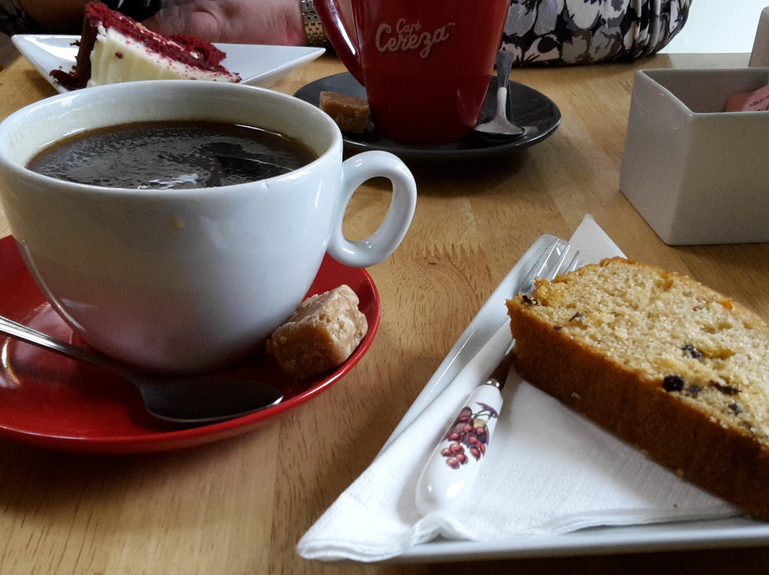 Ashover餐馆和美食-Marsh Green Farm Shop Cafe