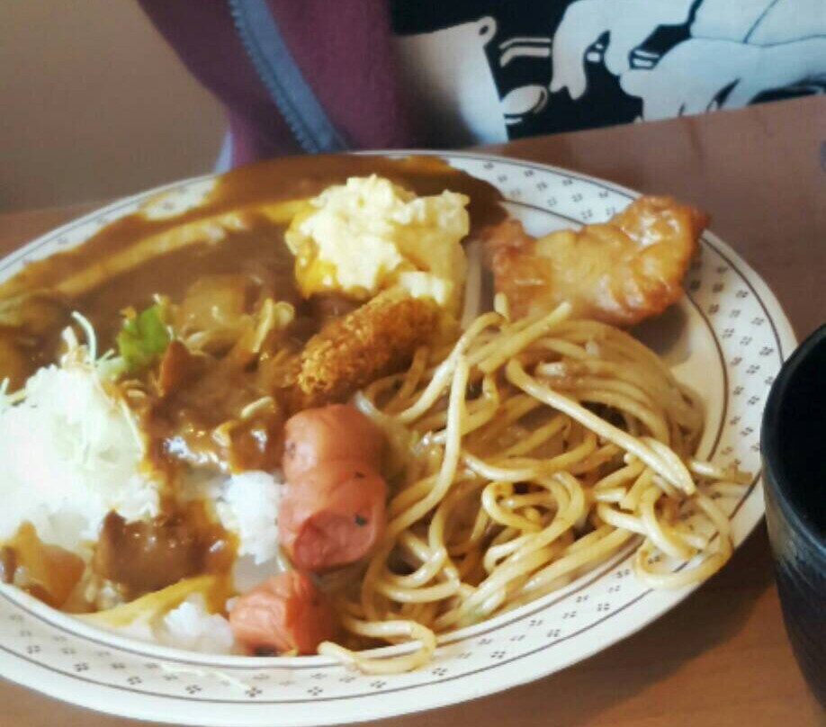 ファミリーレストランCOCO'S 朝生田店