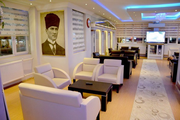 Hotel Tutun