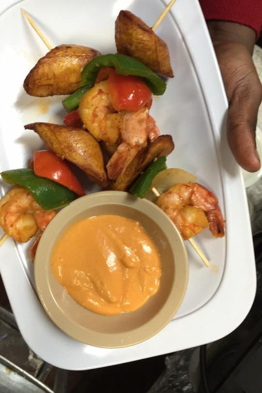 Ike's Cafe And Grill