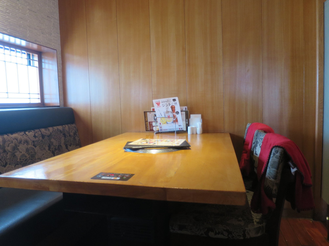 焼肉彩苑 モランボン