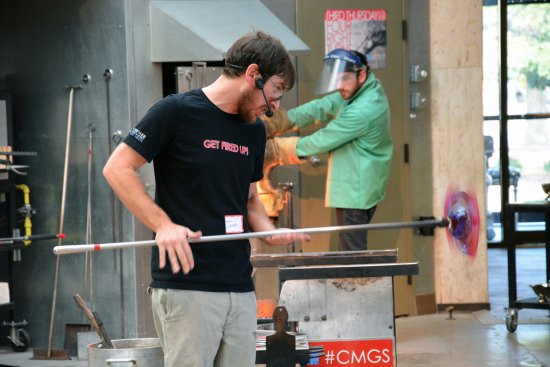 The Chrysler Museum Glass Studio-诺福克必去景点