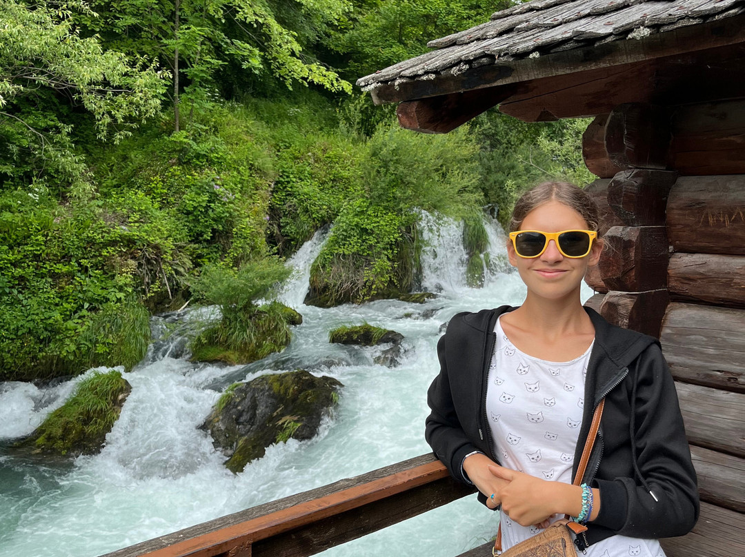 Krupa Water Falls景点图片