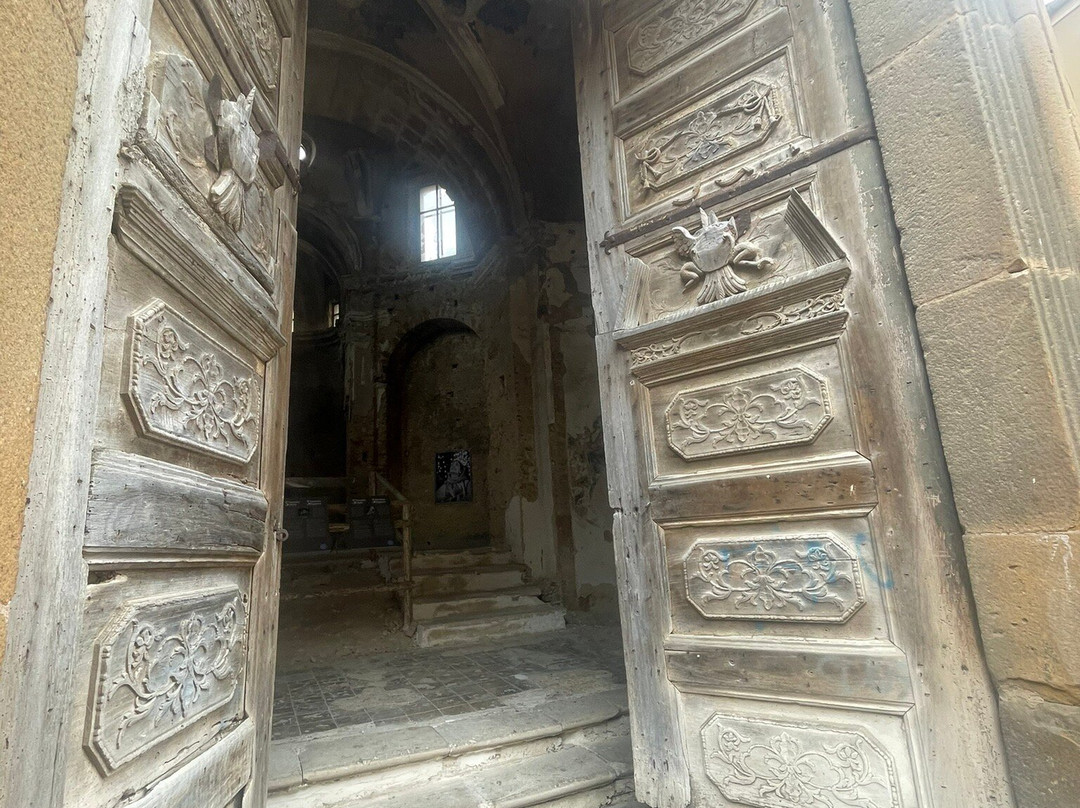 Chiesa e Convento di S. Anna-皮亚扎－阿尔梅里纳必去景点