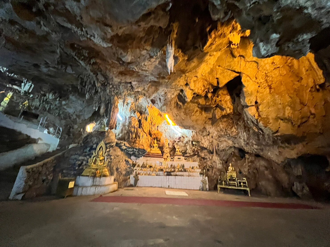 Keaw Sara Pad Neuk Cave-北冲县必去景点