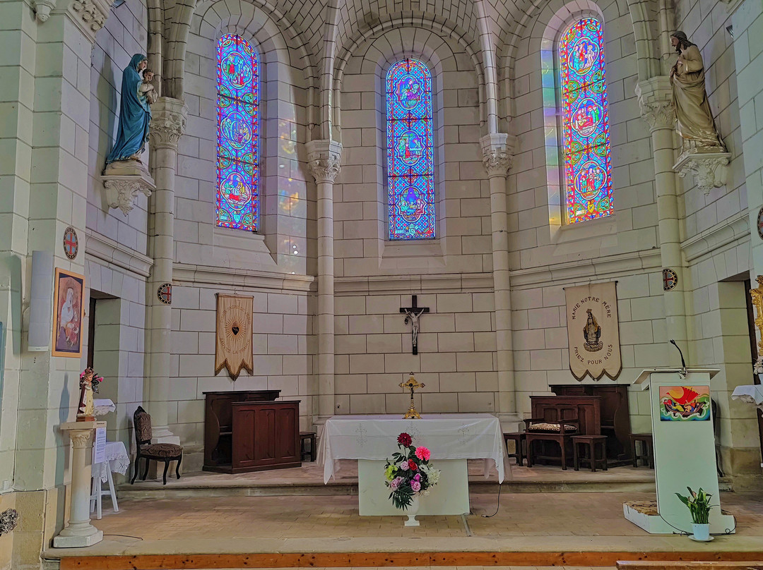 Eglise Saints Gervais Saint Protais景点图片