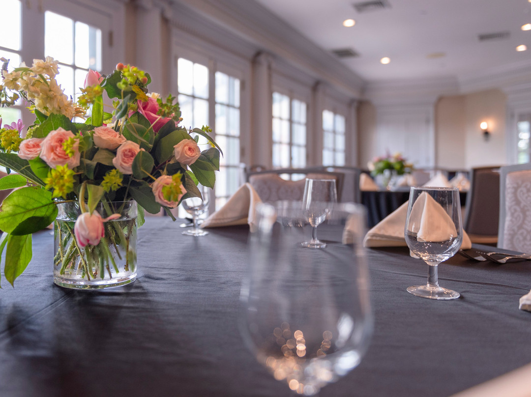 德斯蒙德酒店主图