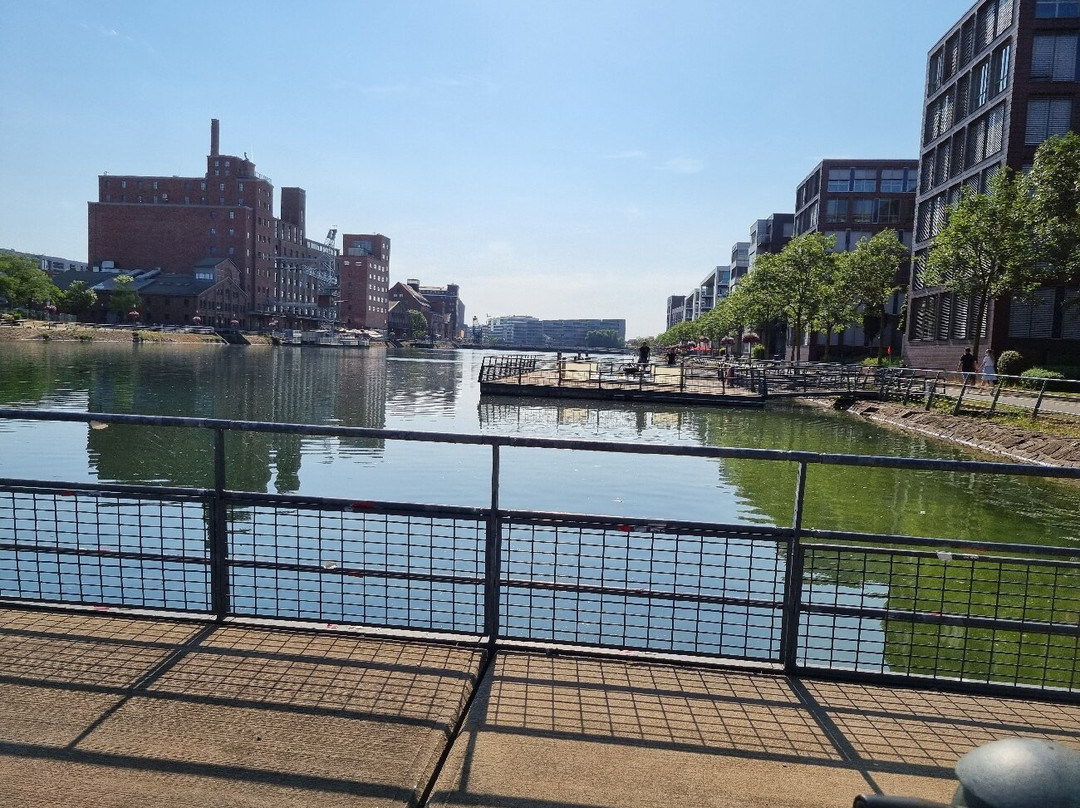 Duisburg Inner Harbour景点图片