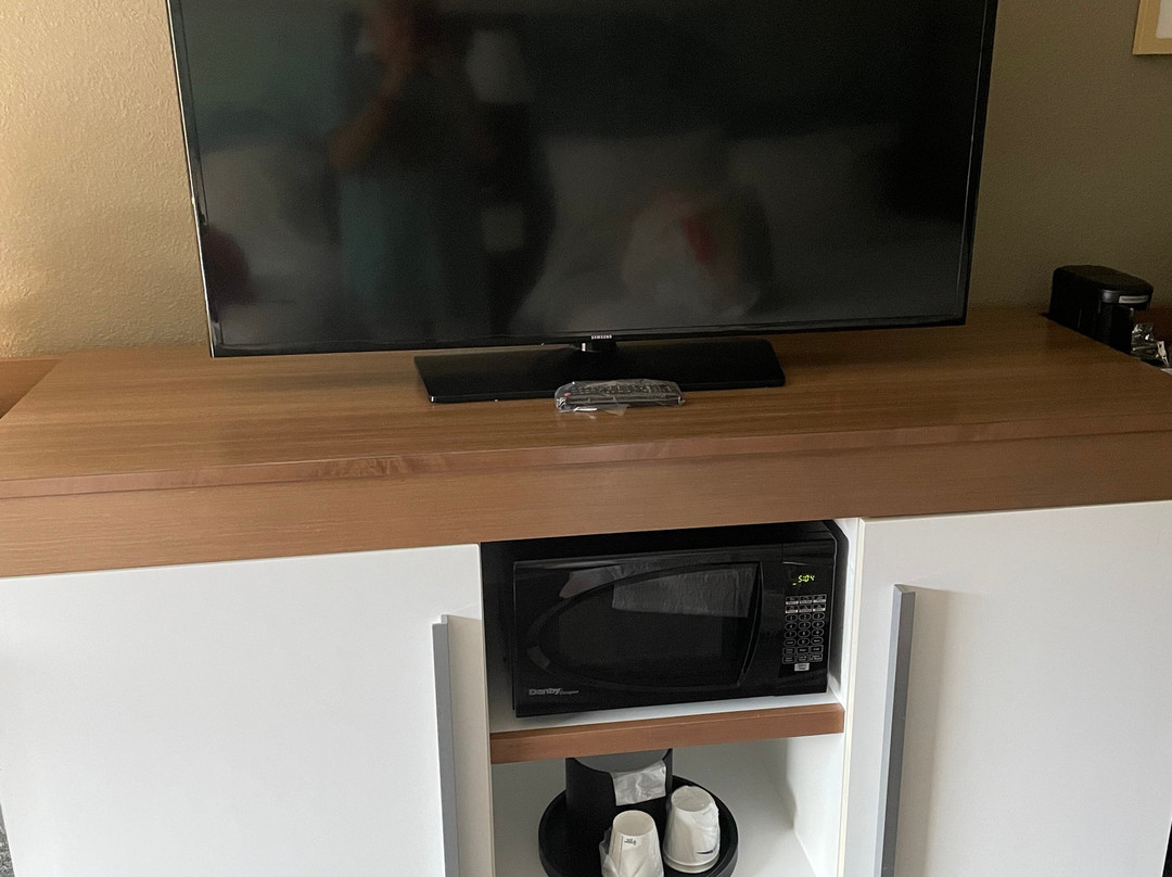 Hampton Inn Weston主图