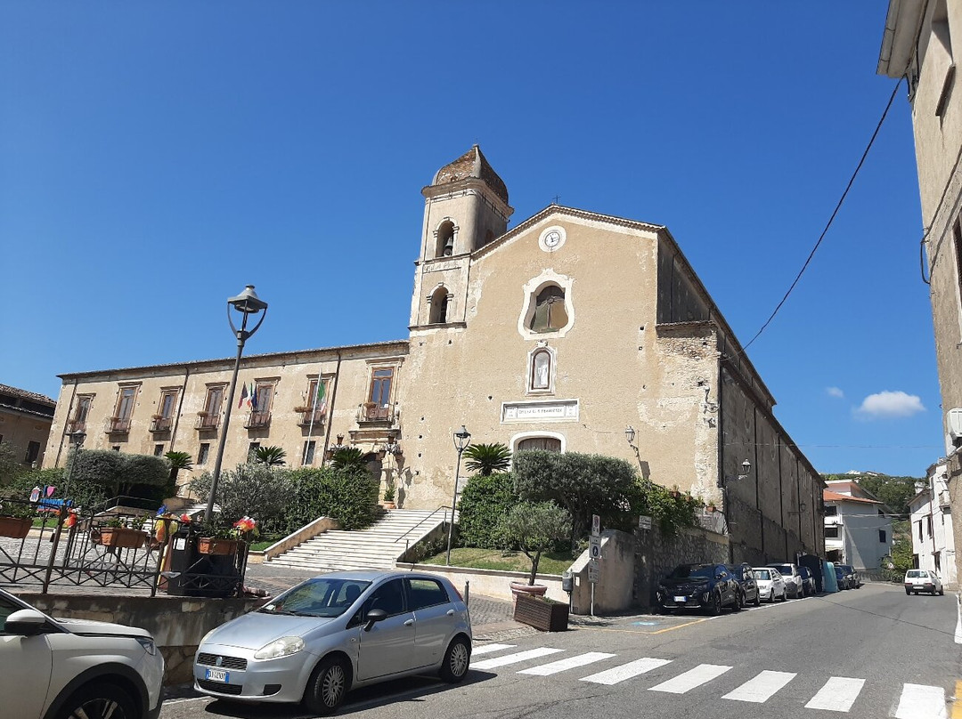Chiesa di San Francesco di Paola-阿尔托蒙泰必去景点