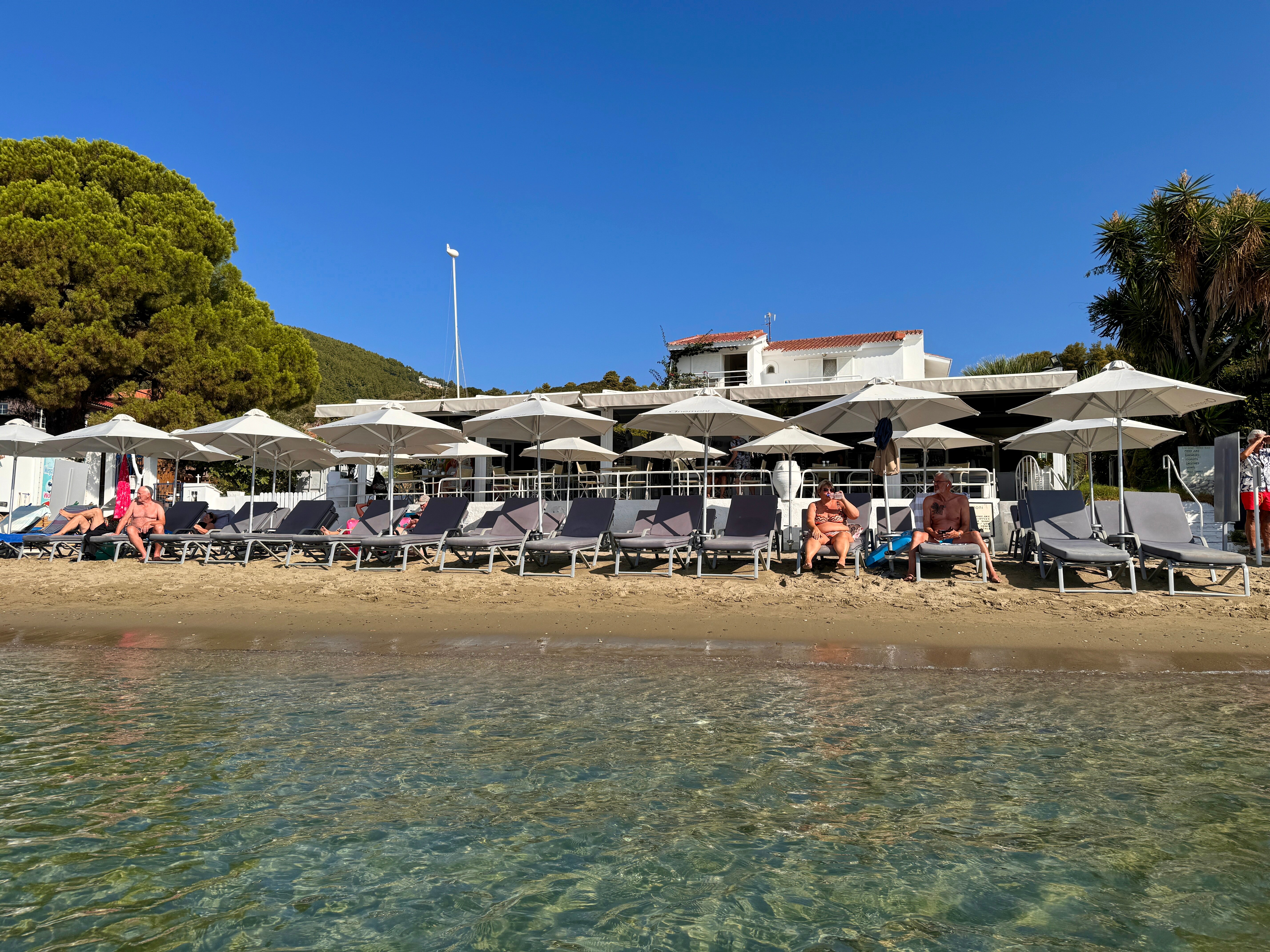 Anemoni Beach Hotel-泳池