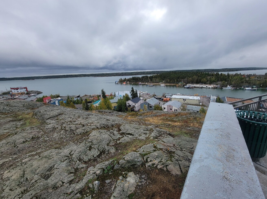 Bush Pilot's Monument-黄刀镇必去景点