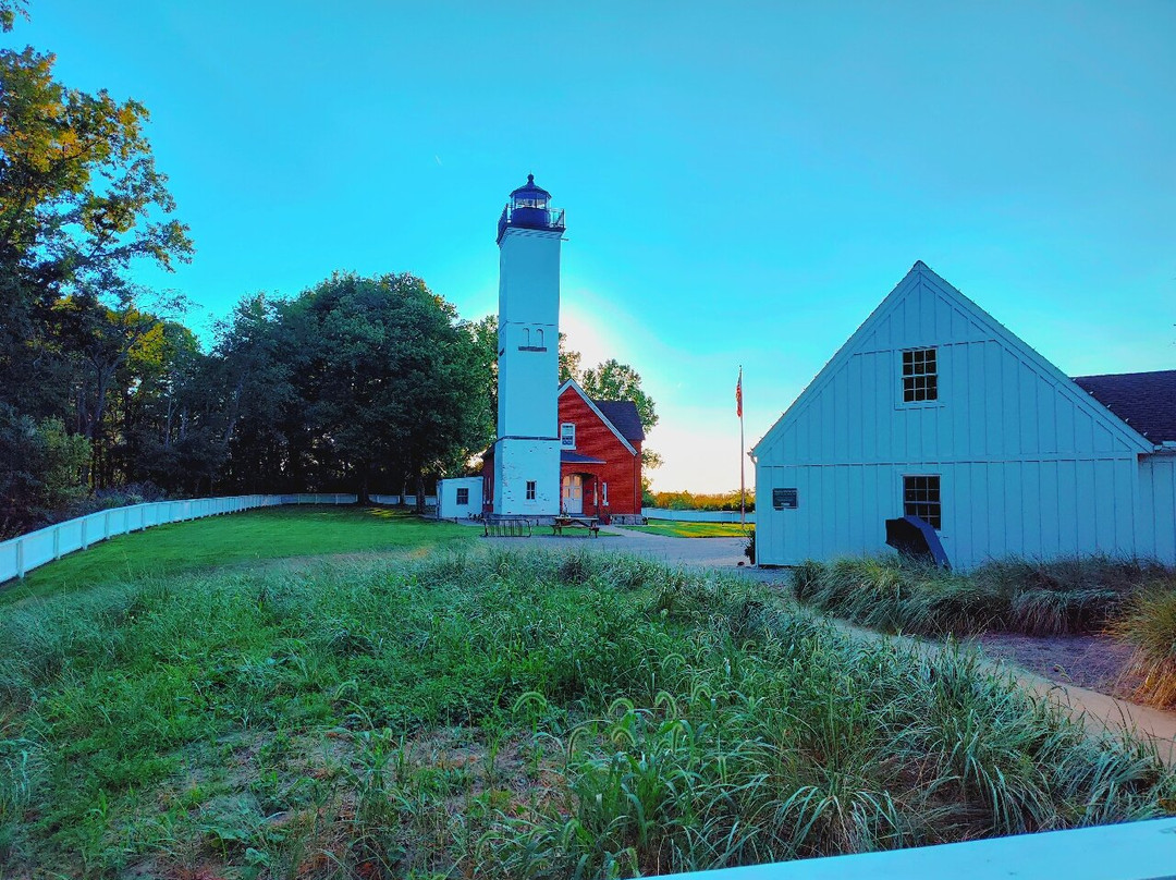 Presque Isle Lighthouse-伊利必去景点
