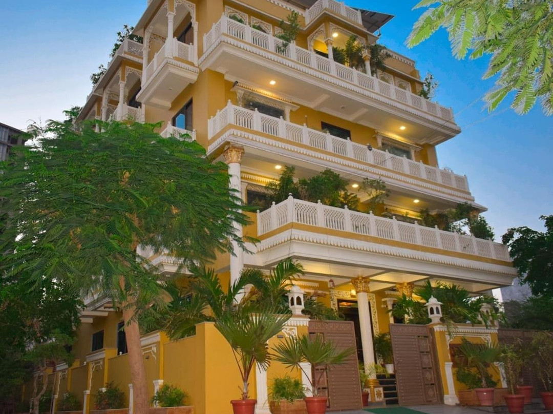 Jeenmount Hotel主图