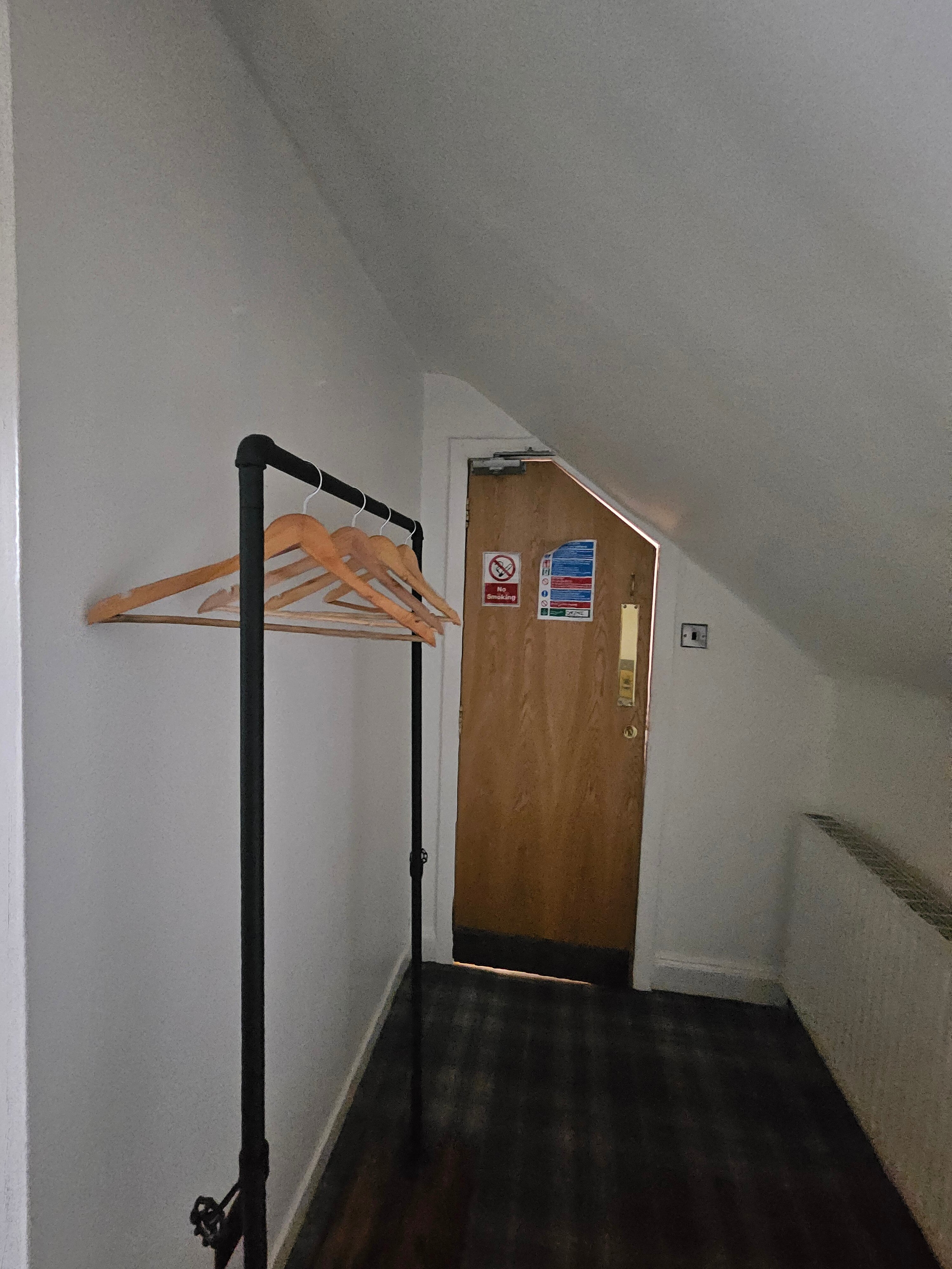 Cardross Inn-客卧