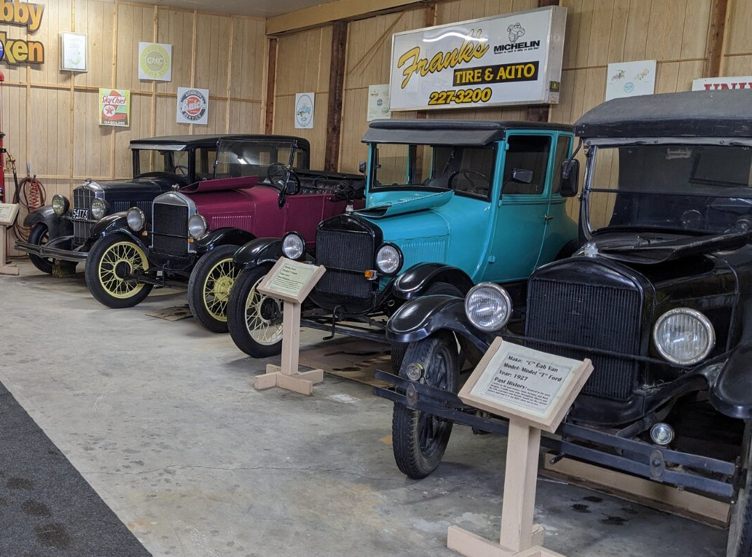 Innisfail & District Historical Village景点图片
