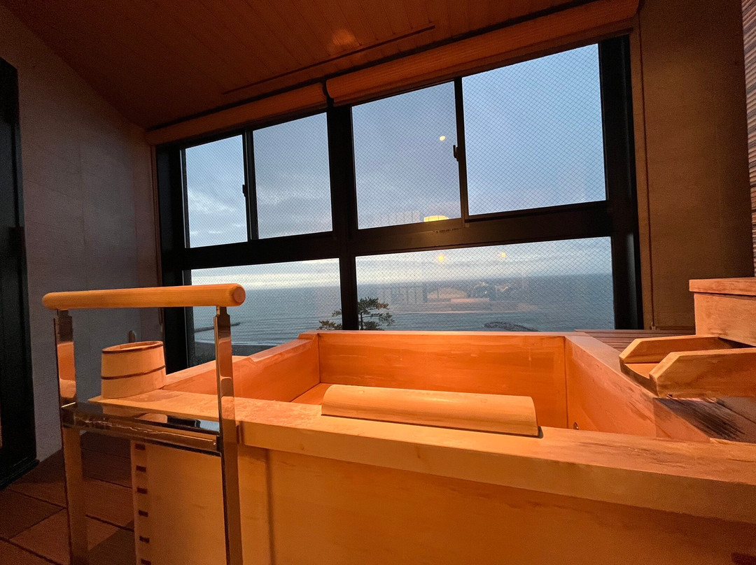 夫妇岩前 大石屋主图