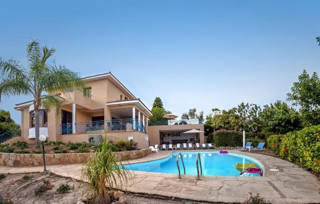 Zeus Sublime Villa 5 Bedrms Heated Pool by Coral Sun Villas,