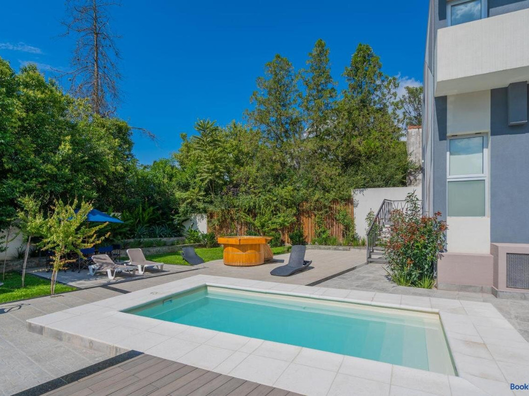 Siete Lunas De San Lorenzo