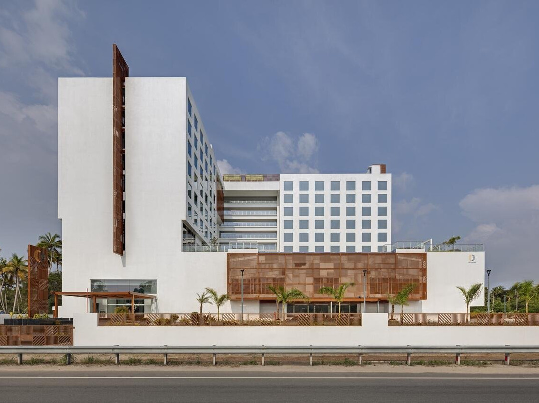 O By Tamara Trivandrum主图