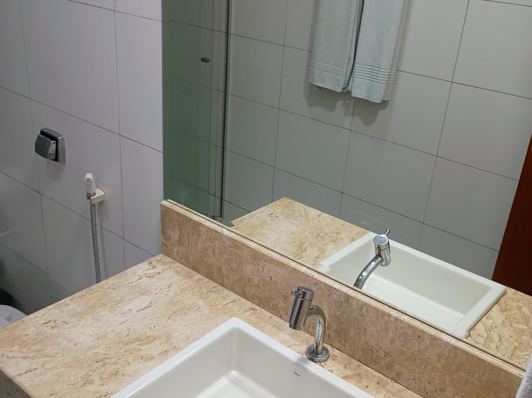 Golden Ville Hotel主图