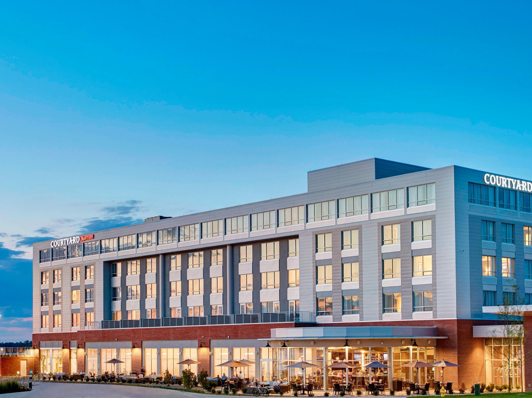 Harborcreek酒店住宿-Courtyard By Marriott Erie Bayfront