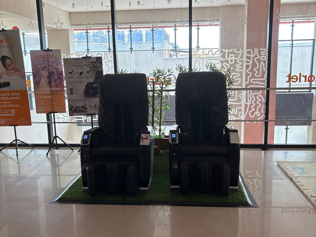 Starlet Hotel BSD City Tangerang主图