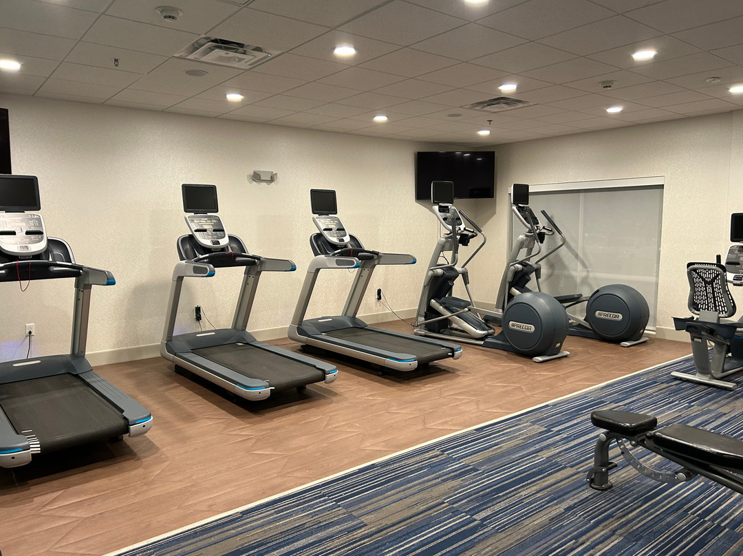 Holiday Inn Express & Suites Staunton by IHG主图