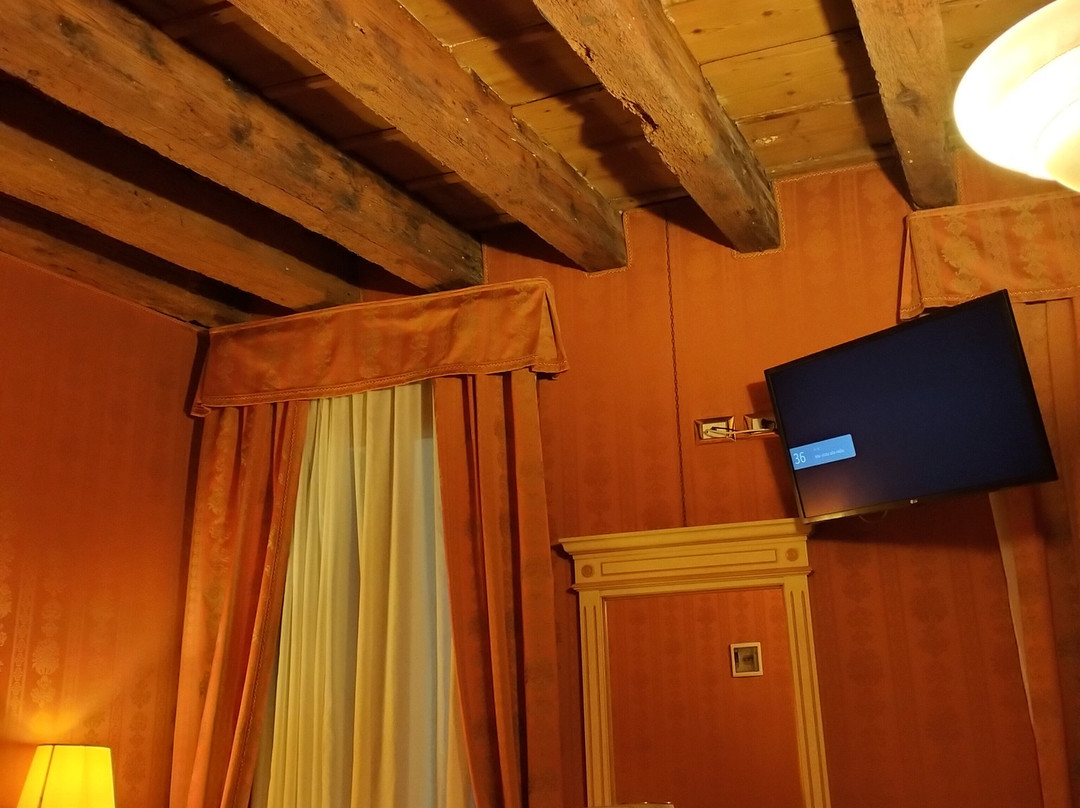 兰特纳迪马可波罗酒店主图