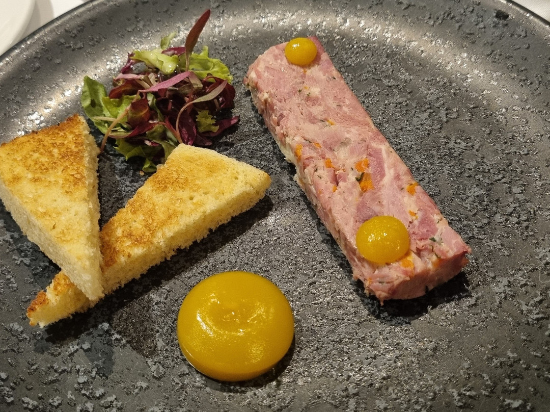 Brandshatch Place Hotel & Spa主图