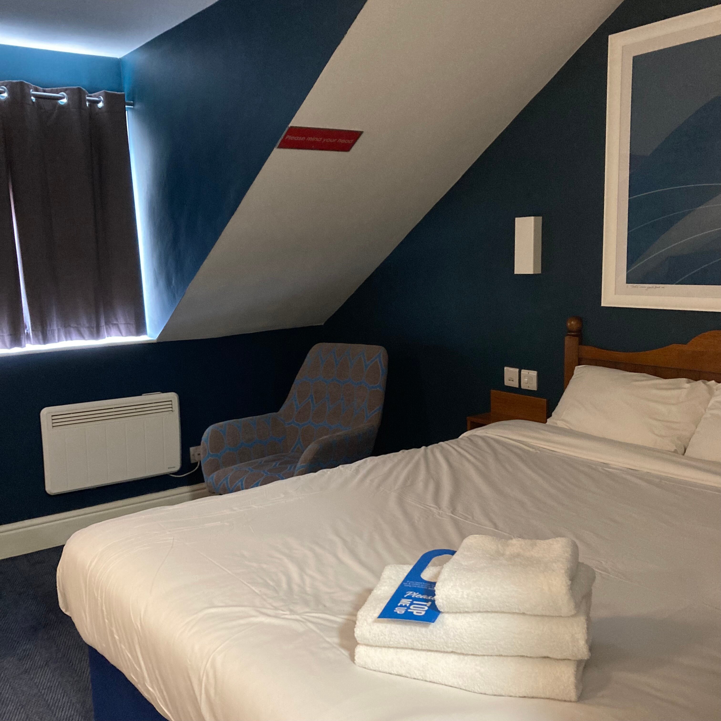 Travelodge Cardiff Whitchurch-客卧