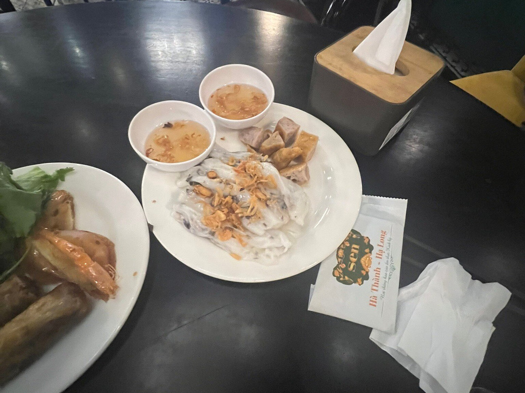 Buffet Sen Hà Thành Hạ Long