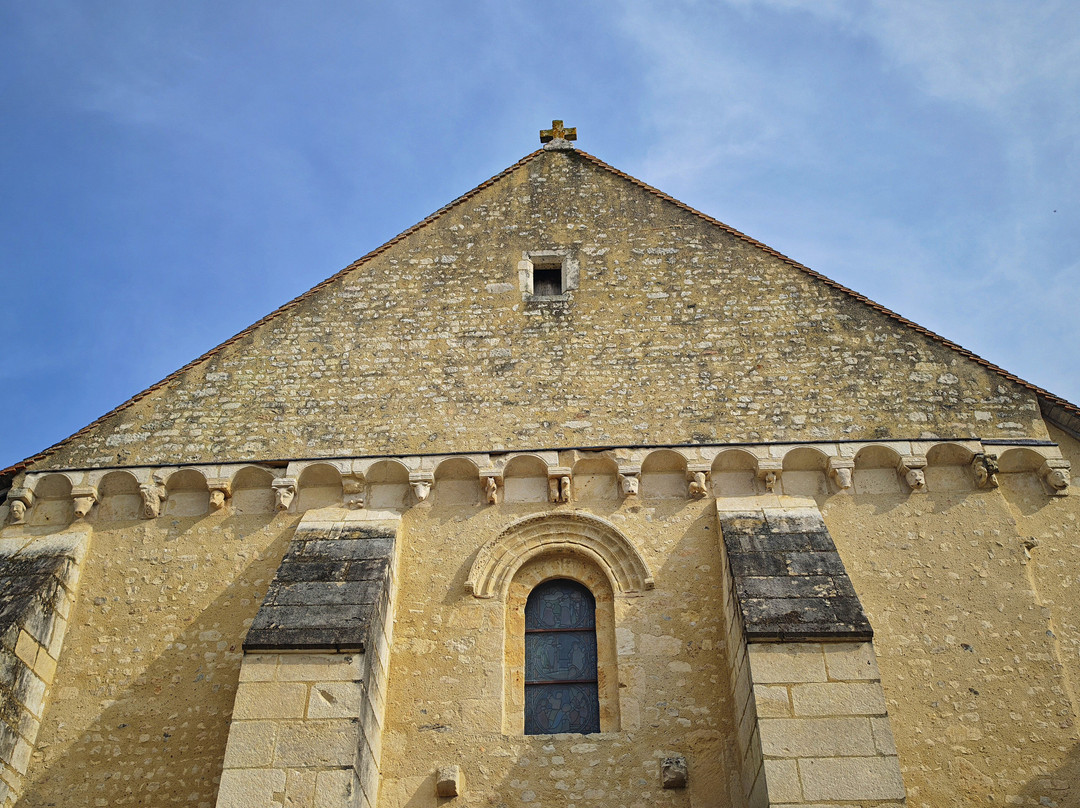 L'Eglise Saint-Gervais-et-Saint-Protais-Civaux必去景点