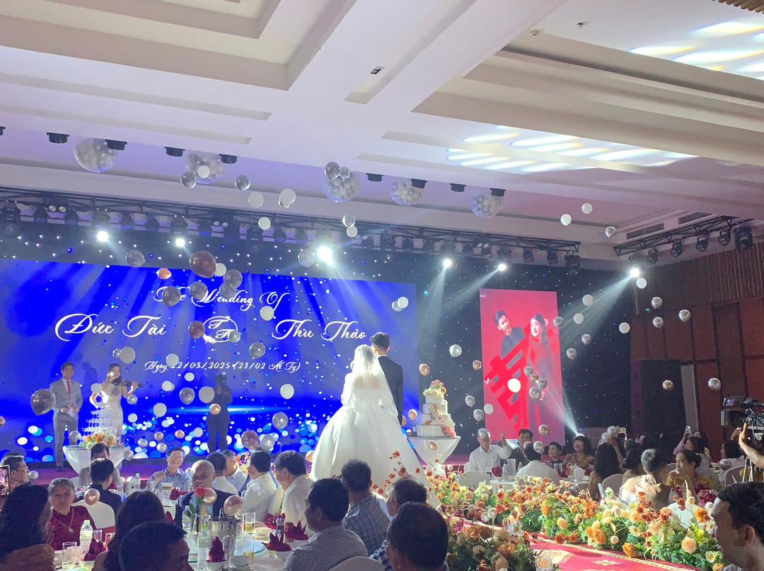Muong Thanh Luxury Nhat Le Hotel主图