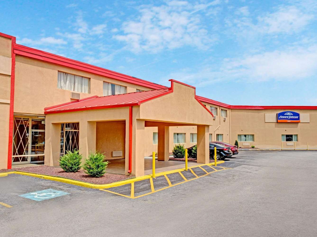 Howard Johnson by Wyndham Pikesville