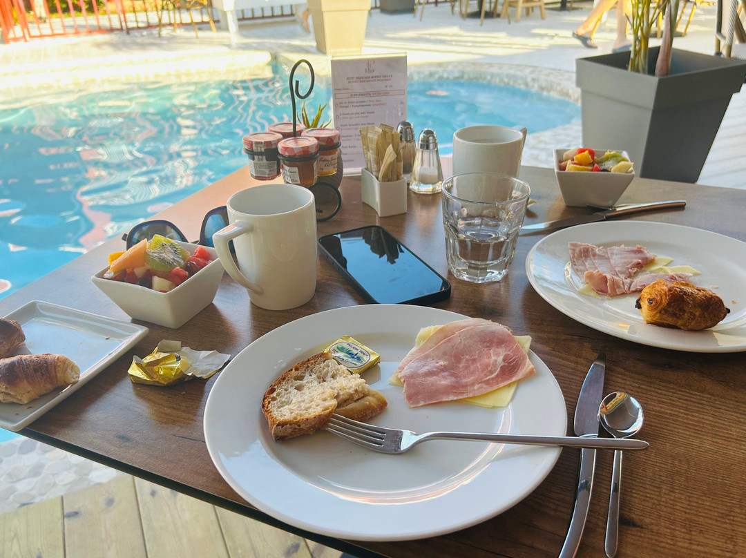 棕榈苑酒店主图