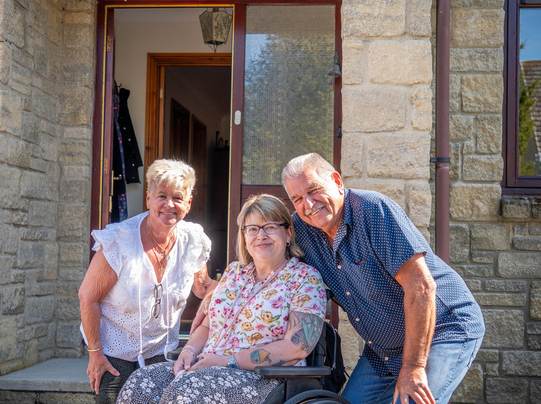 The Dolphins Guest House Bed & Breakfast主图