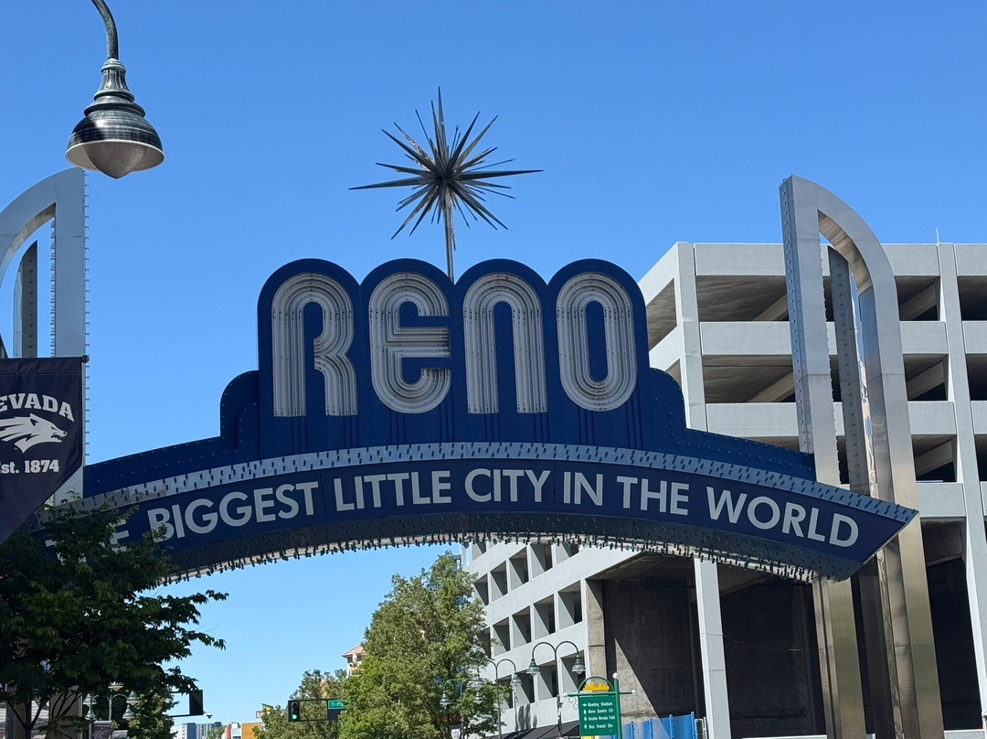 Reno Arch-里诺必去景点