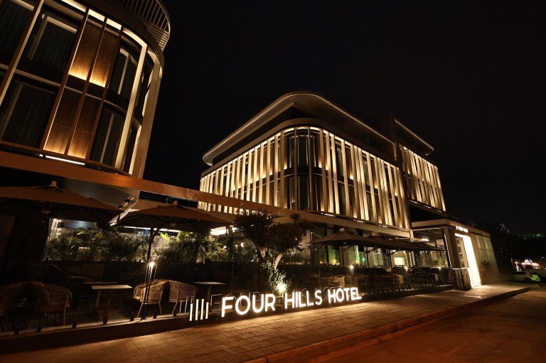 Four Hills Hotel-浴室