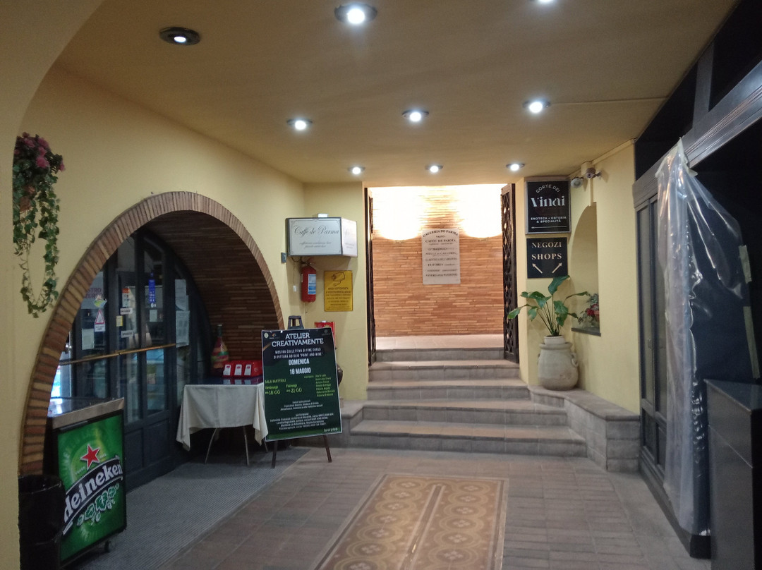 Corso de Parma-瓦斯托必去景点