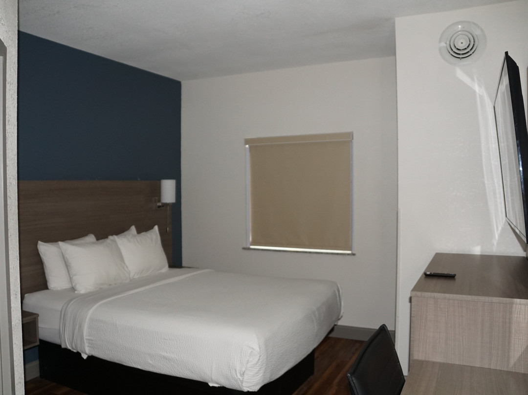 Baymont By Wyndham Kingdom City主图