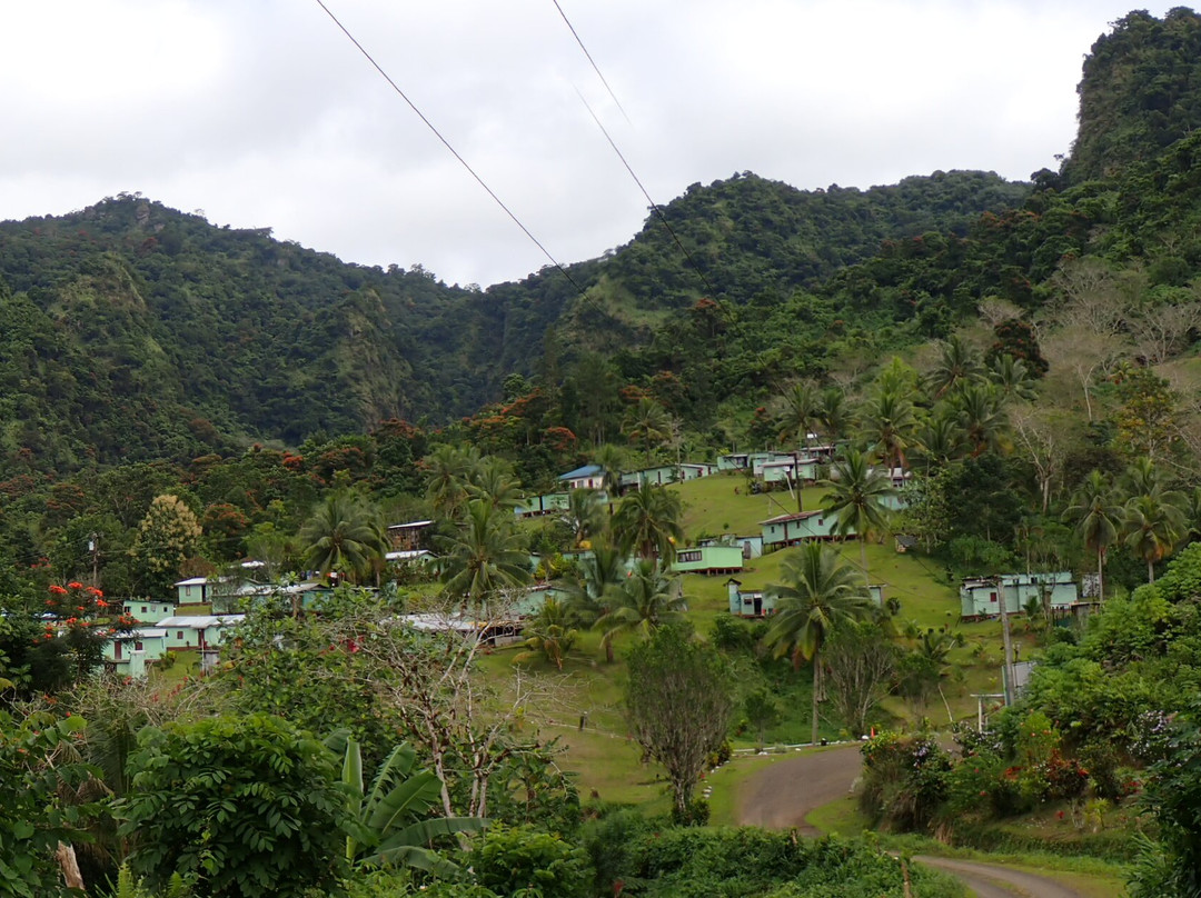 Savulelele Waterfalls-拉奇拉奇必去景点