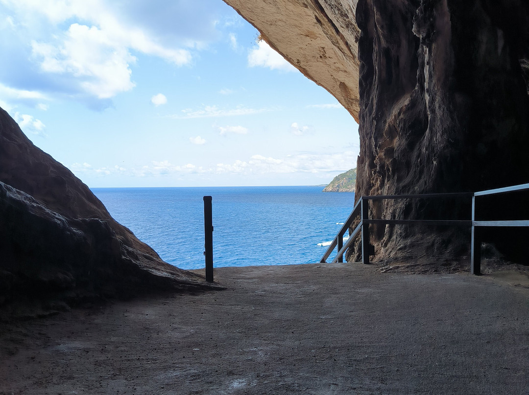 Cuevas de Arta-卡普德佩拉必去景点