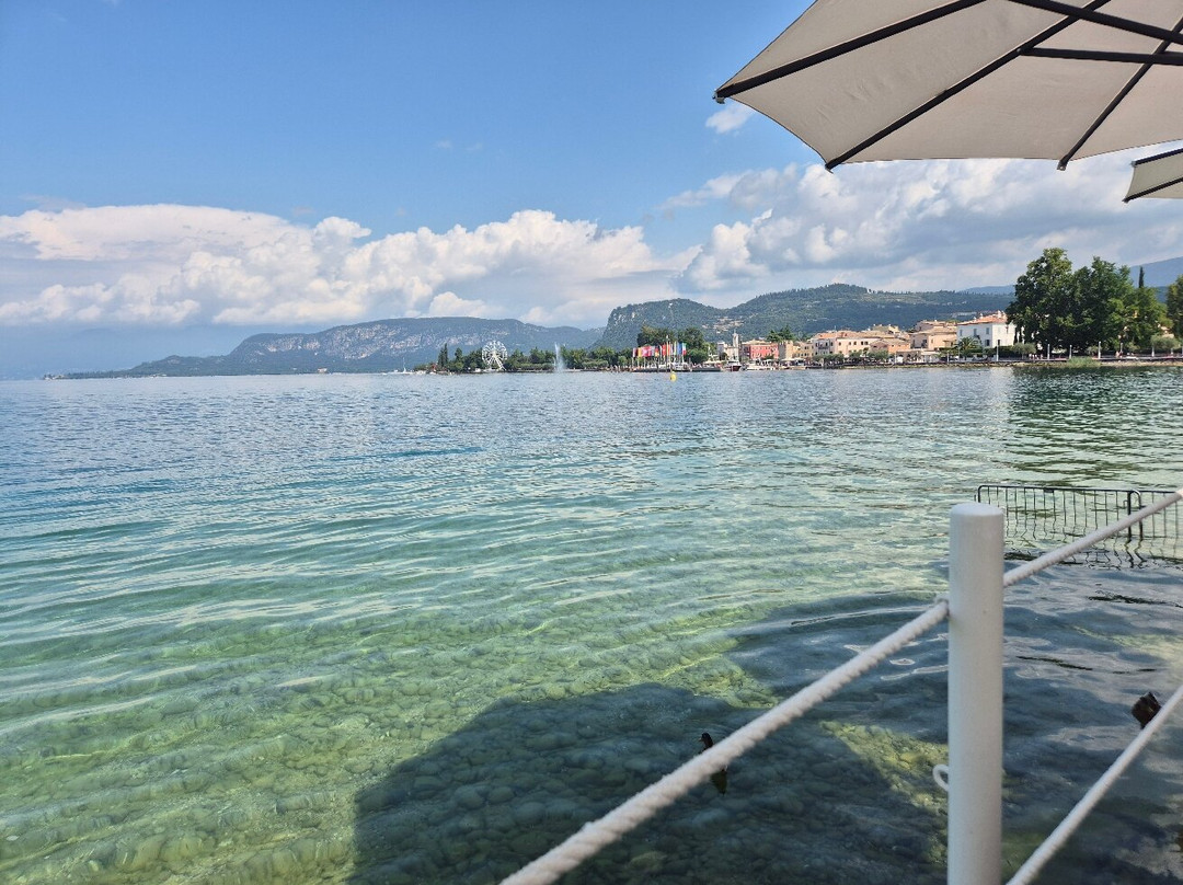 Lido Mirabello Beach-巴尔多利诺必去景点