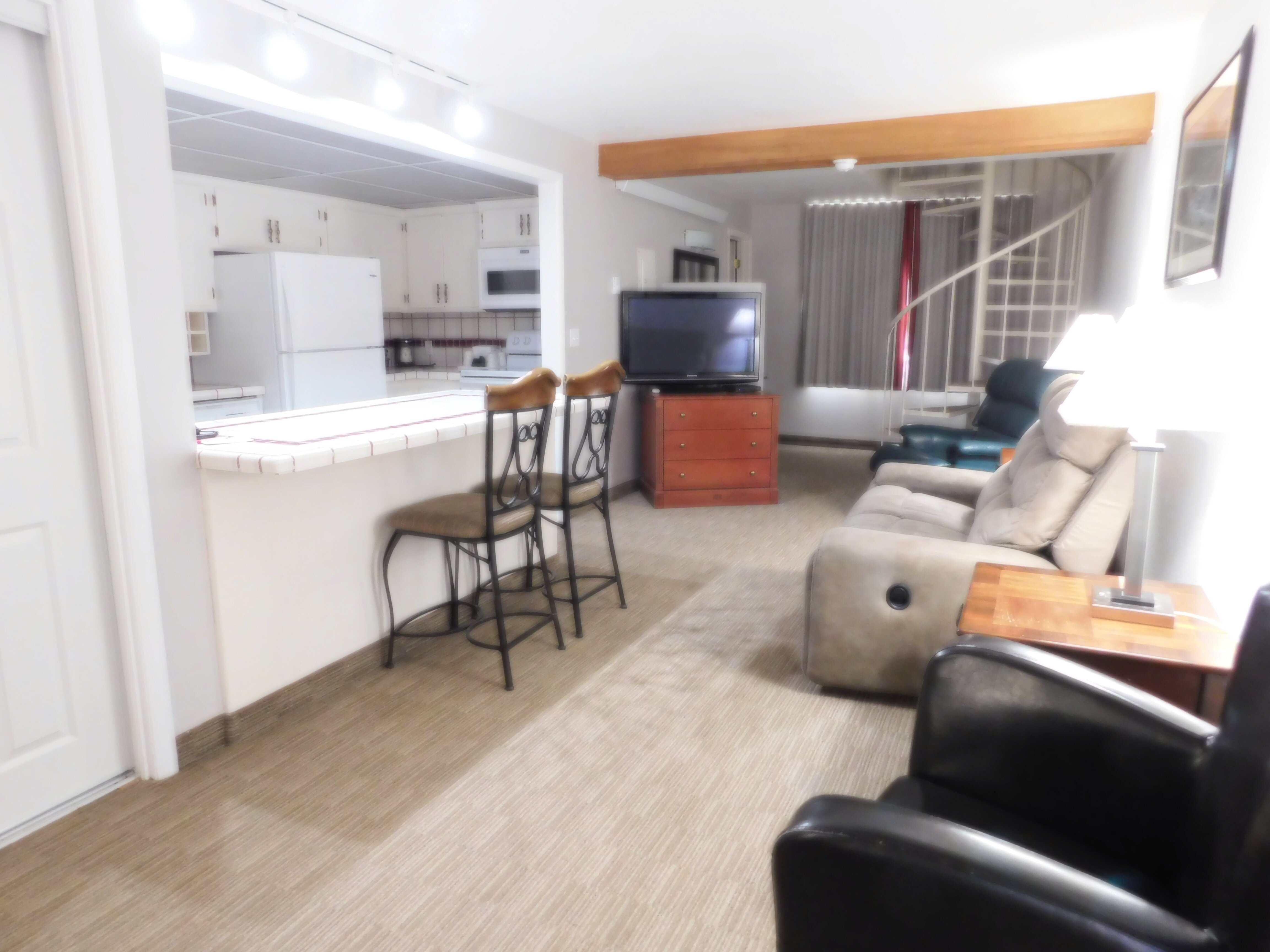 Ramada by Wyndham Ely-客卧