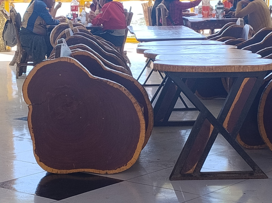 Lago San Jacinto-塔里哈必去景点