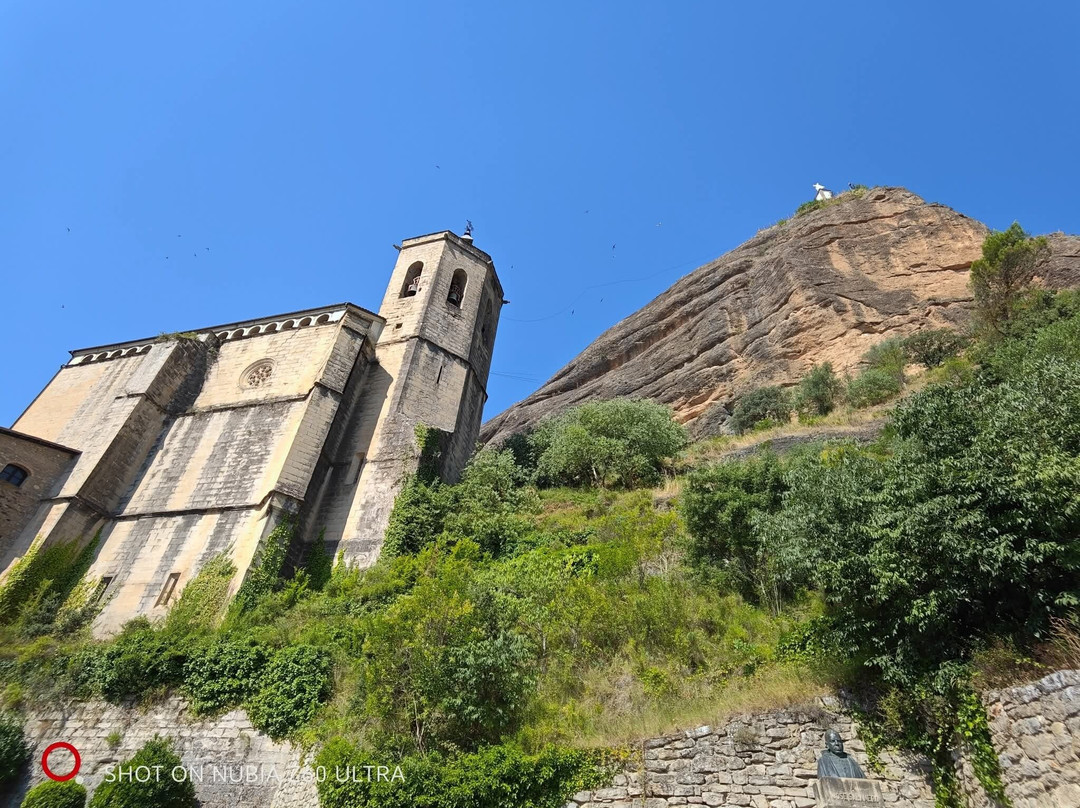 Basilica de Santa Maria de la Pena-Graus必去景点