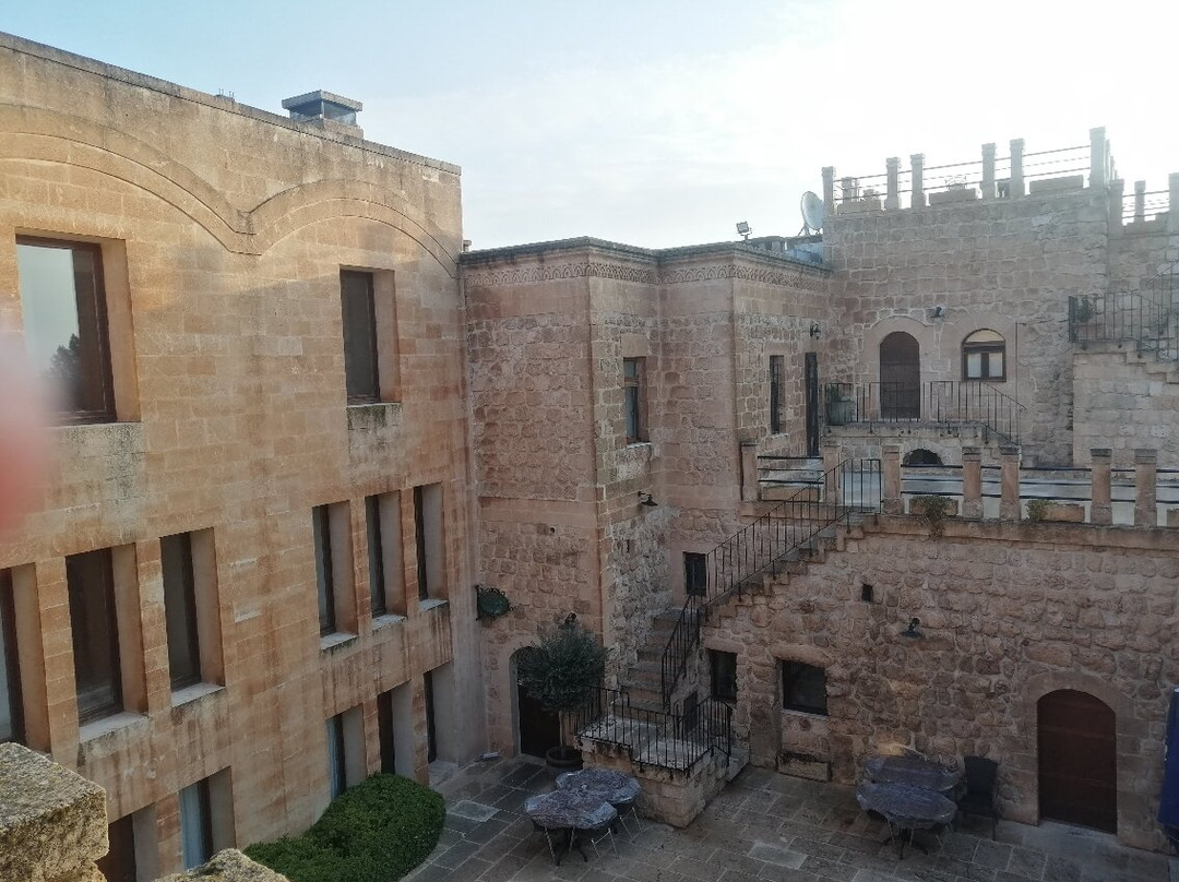 Kasr-i Nehroz Hotel主图