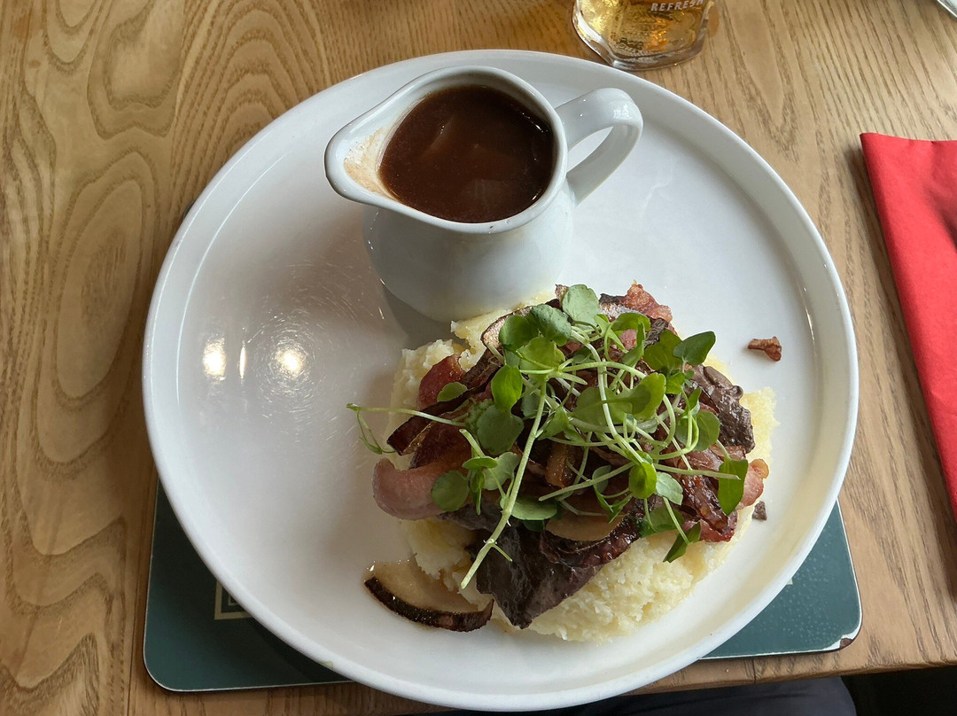 The Camden Arms主图