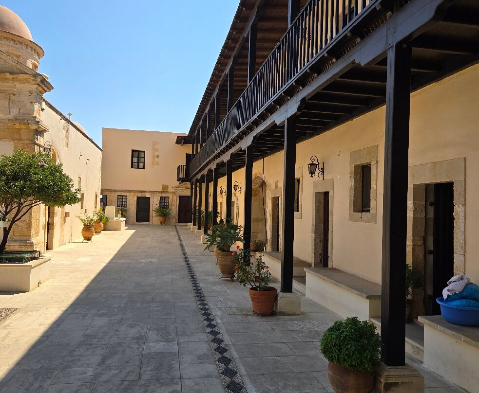 Odigitria Gonia Monastery-Kolymbari必去景点